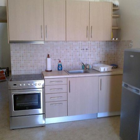 Anna Apartment Kastrisianika Luaran gambar