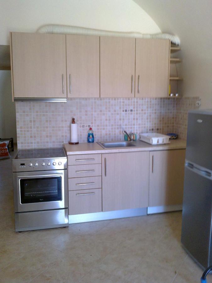 Anna Apartment Kastrisianika Luaran gambar